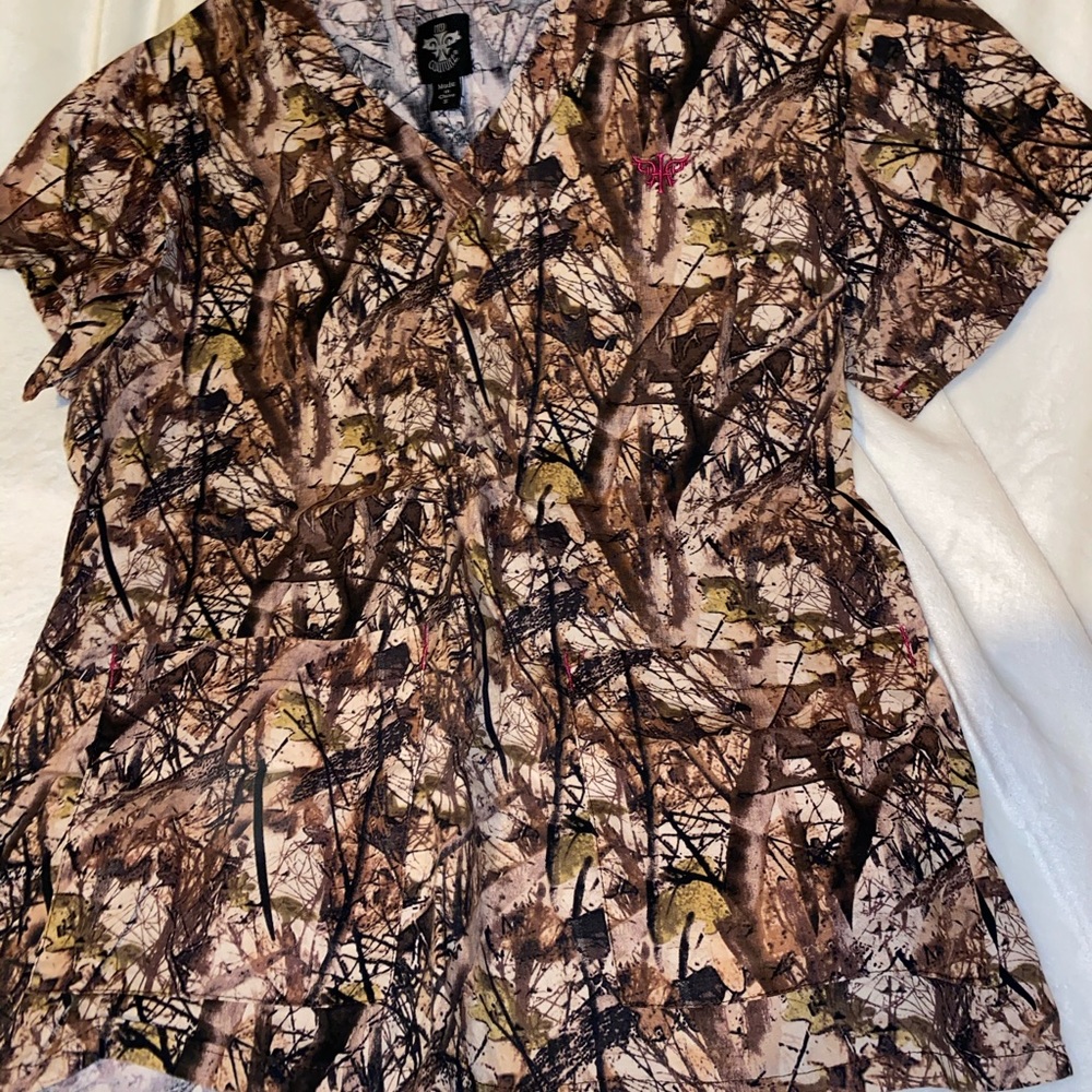 Camo scrub top